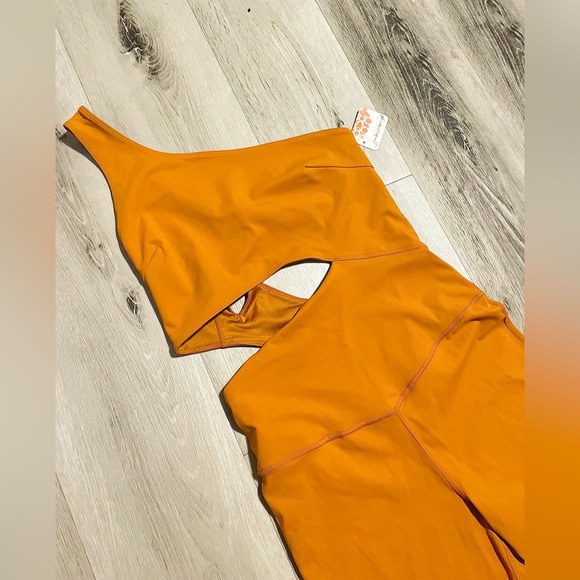 Free People Transcend Limits Onesie orange size M - Picture 4 of 5